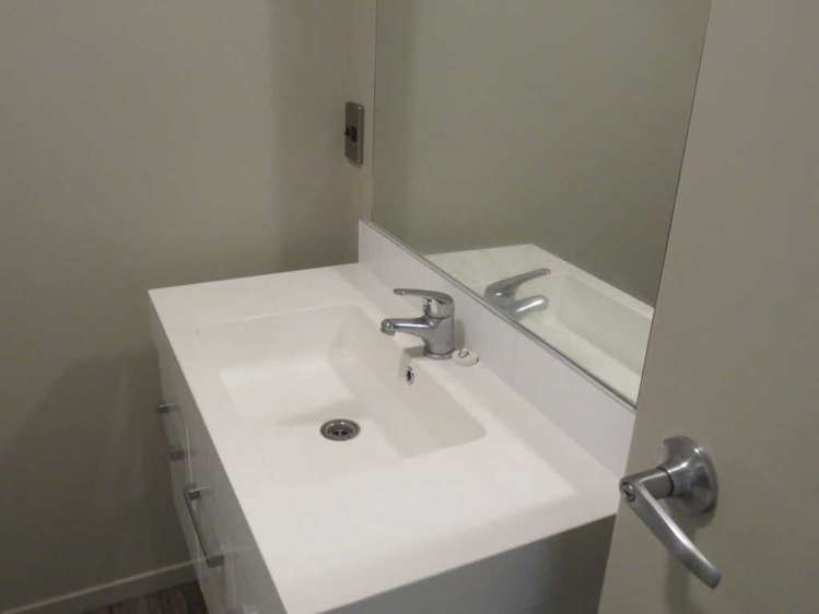 3/102 Old Farm Road Hamilton East_7