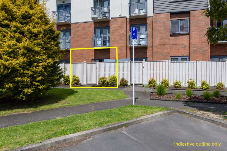 Gb/10 Crown Lynn Place New Lynn_6