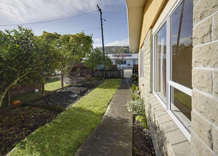 1/14 Ngaio Street Stoke_15