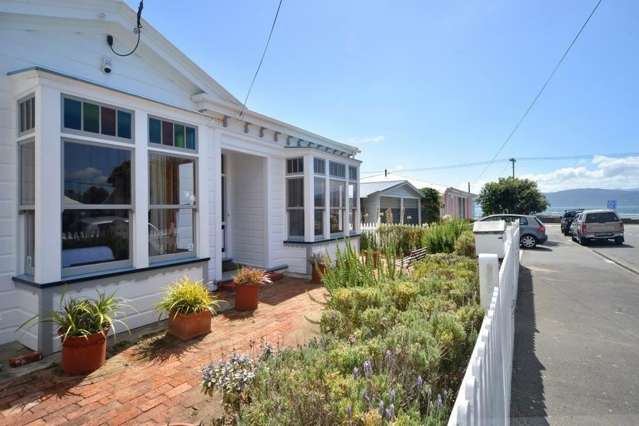 6 Pinelands Avenue Seatoun_3