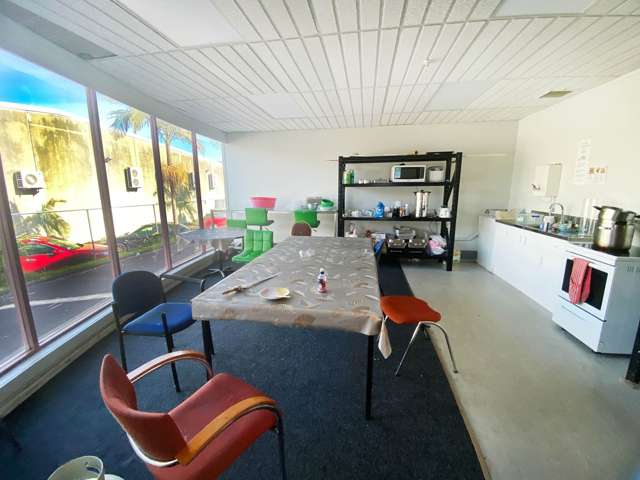 4 Kingsford Smith Place Mangere_2