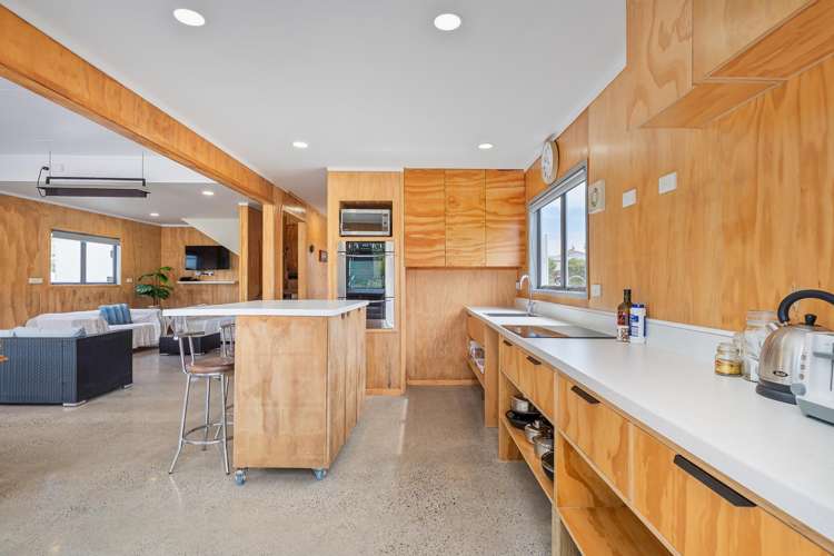 18B Captain Cook Road Cooks Beach_10
