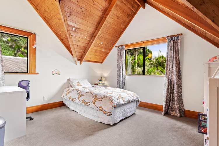 1 Woontons Lane Titirangi_10