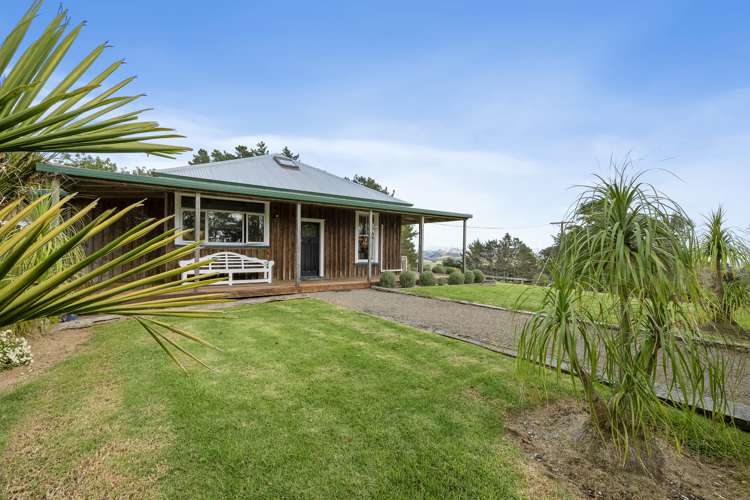 74 Fishlock Road Te Arai_21