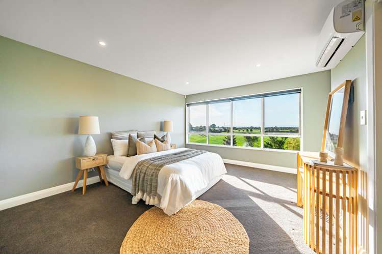 2 Atatu Lane Wigram_16