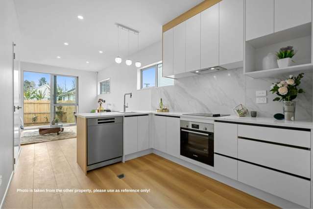 8/9 Coral Crescent Panmure_4