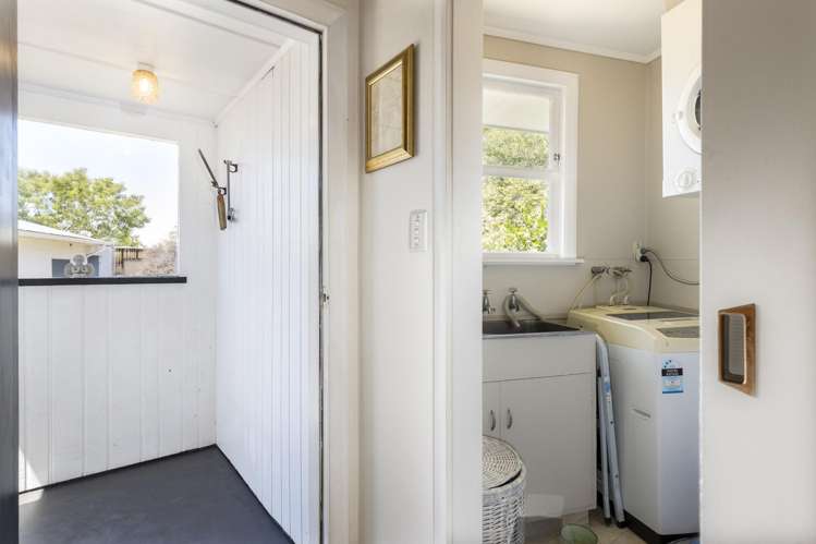 11 Washington Crescent Redwoodtown_18