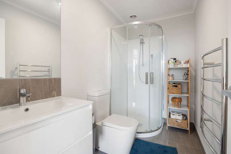 41 Waruhia Crescent Rototuna North_14
