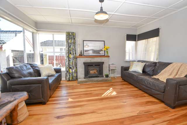 394 High Street South Carterton_2