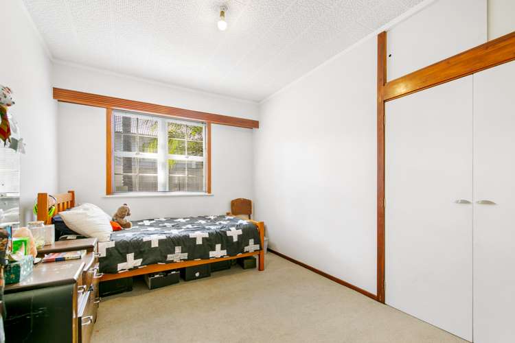 26 Rocklands Avenue Mount Eden_9