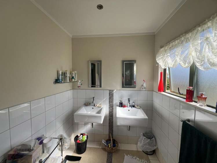 1361A Whangaparaoa Road Army Bay_10