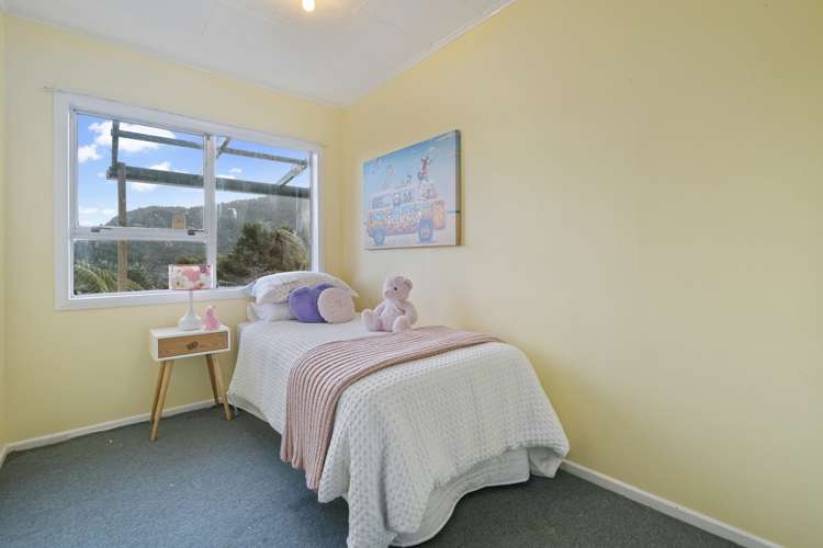 24 Ocean View Road Huia_8
