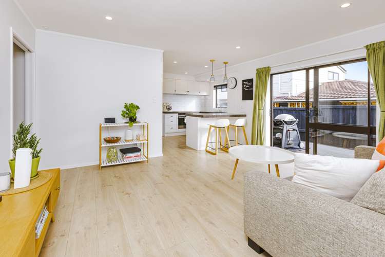 9 Elrita Place Conifer Grove_14