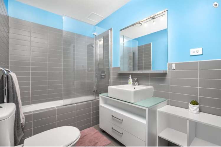 1506/18 Beach Road City Centre_10