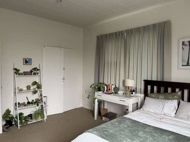 2 Foyle Street Island Bay_13