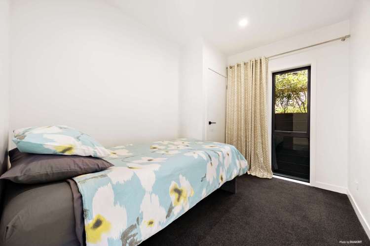 2D Vipond Road Stanmore Bay_15