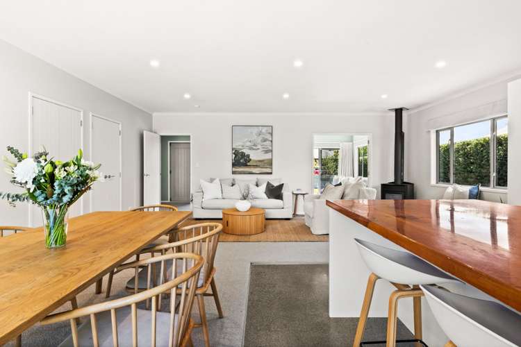 4 Donald Place Frimley_9