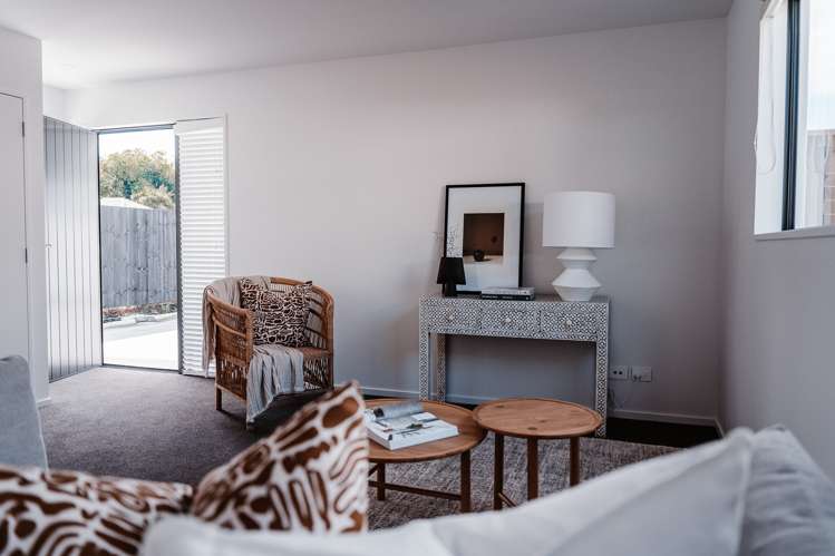 2/14 Moule Street Addington_5