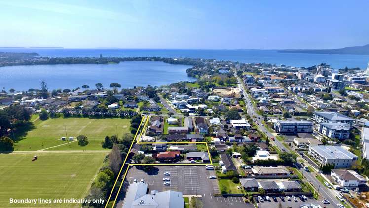 36 Lake Pupuke Drive Takapuna_1