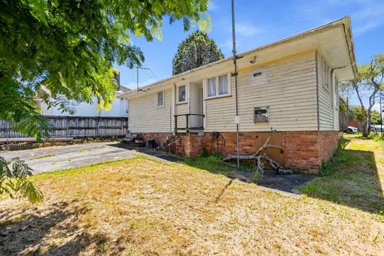 13 Cron Avenue Te Atatu South_12