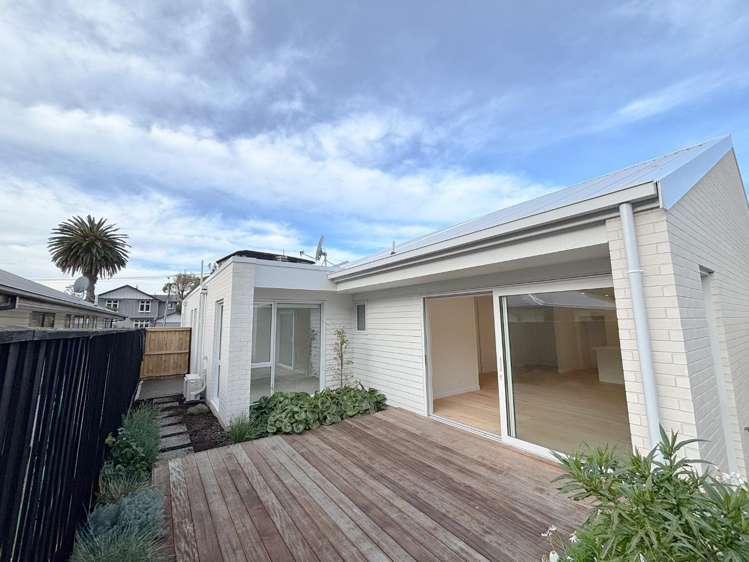 2/14 Nayland Street_0