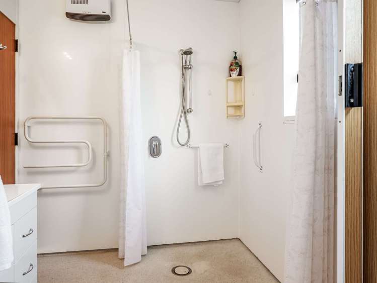 15A Brassey Road Saint Johns Hill_18