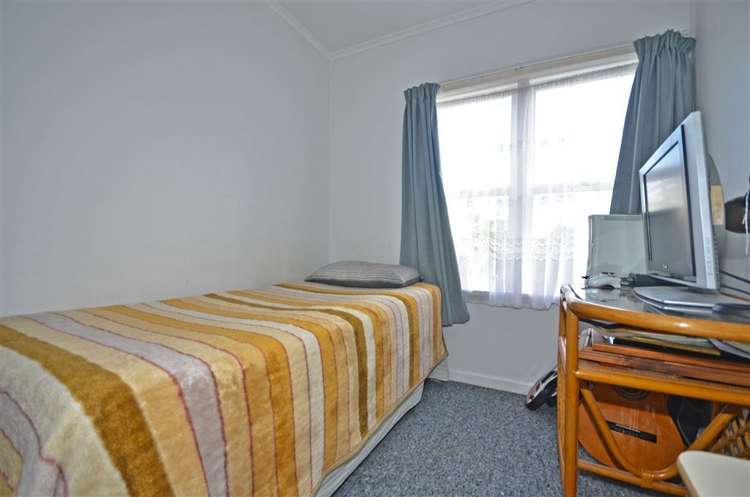 12 Sheehan Road Te Atatu South_12