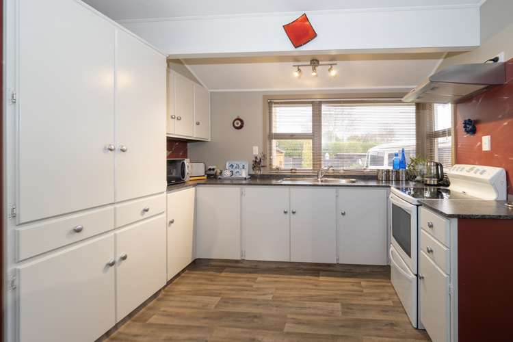 64 Farm Road_1
