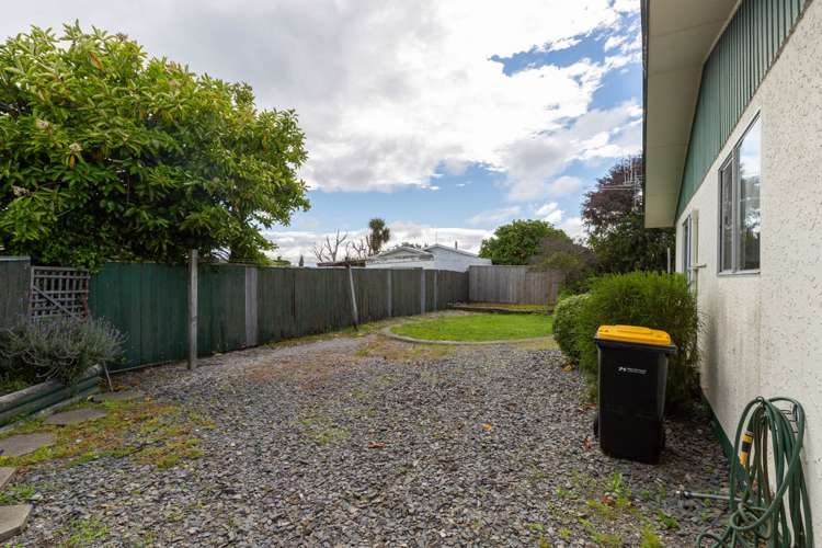 2/127 Parkers Road Tahunanui_14
