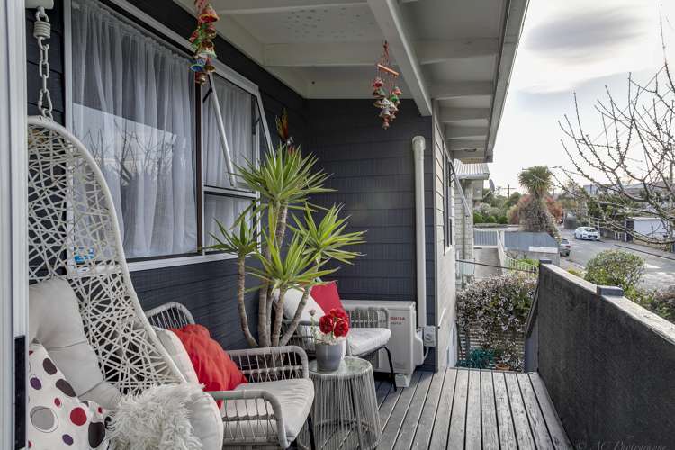 8 Roslyn Terrace West End_13