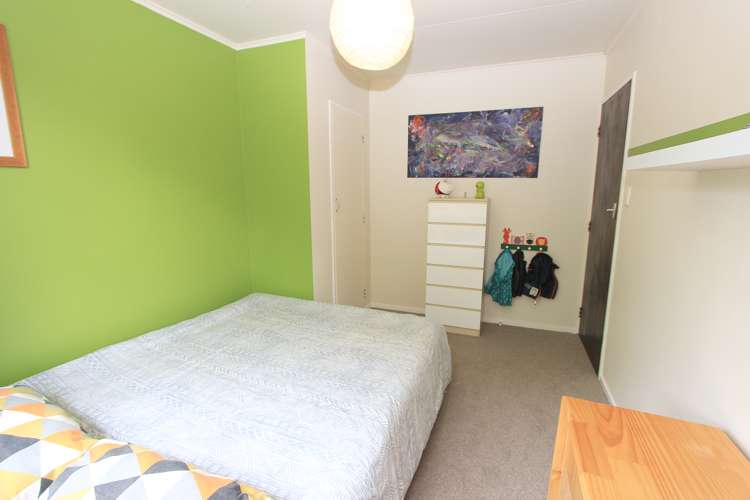 4 Chante Crescent Renwick_12