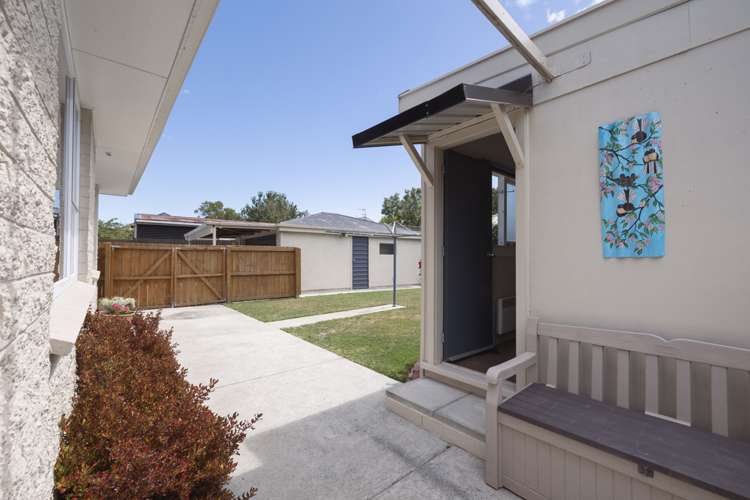 27 Hammersley Avenue Shirley_12