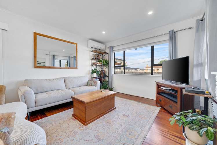 38 Rollerson Street Papakura_6
