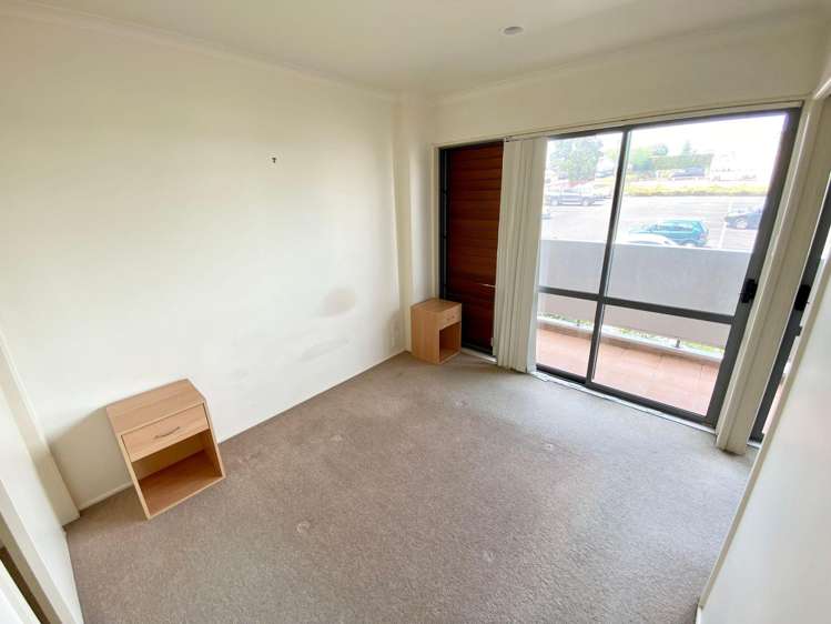 18D/30 Westward Ho Glen Eden_7