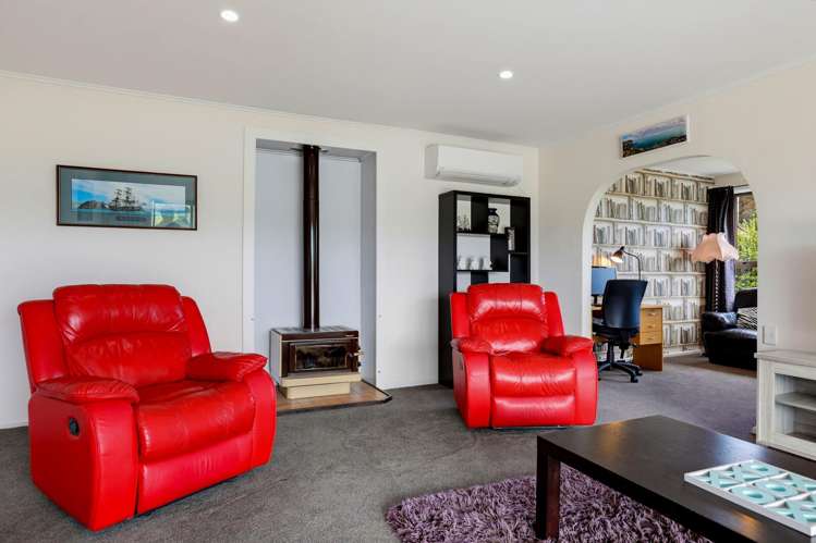 19 Watson Street Akaroa_10