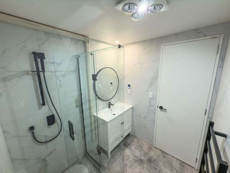 70 Hughs Way Flat Bush_6