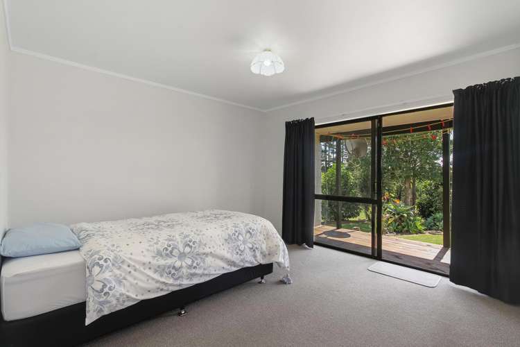 1304 Glenbrook Road Glenbrook_11