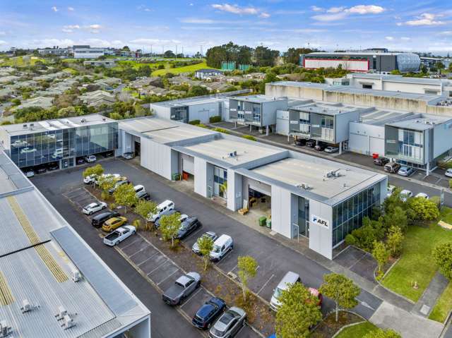 Unit 7/11 Orbit Drive Rosedale_1