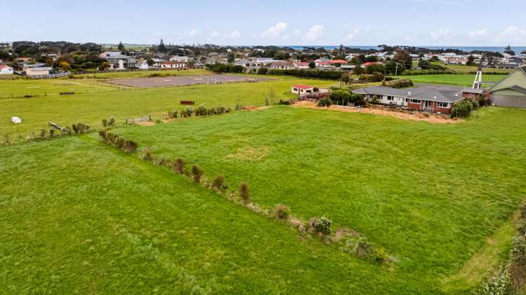 33 Whitcombe Road Opunake_35