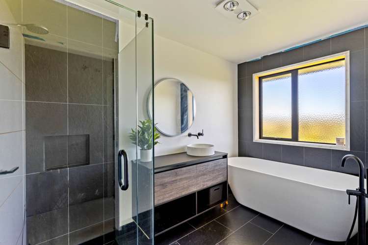 502 Egmont Road Hillsborough_10