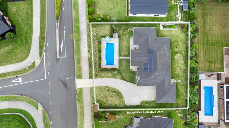 13 Alan Livingston Drive Cambridge_23