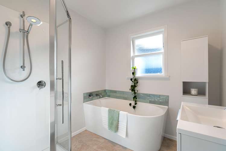 47 Franklyn Road Tawa_12