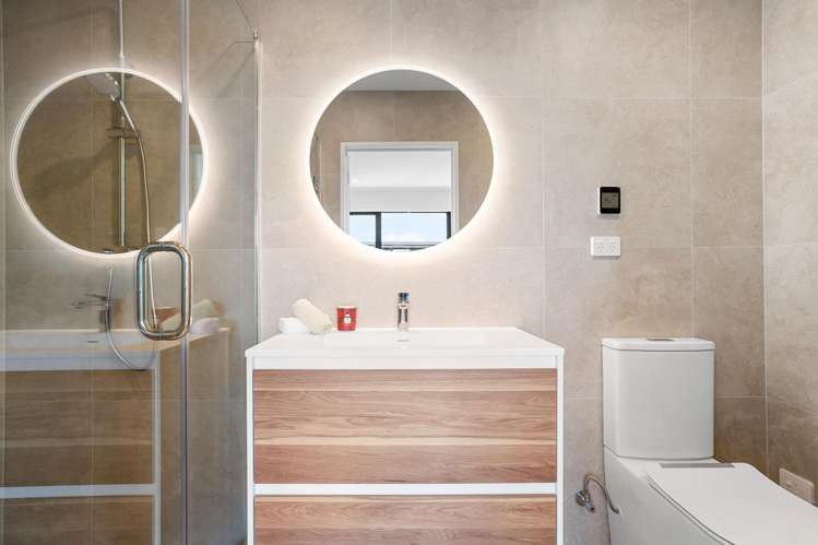 9/26 Morton Avenue Forrest Hill_18