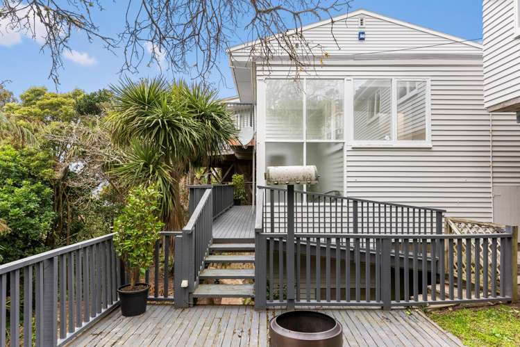 113 Messines Road Karori Central_24