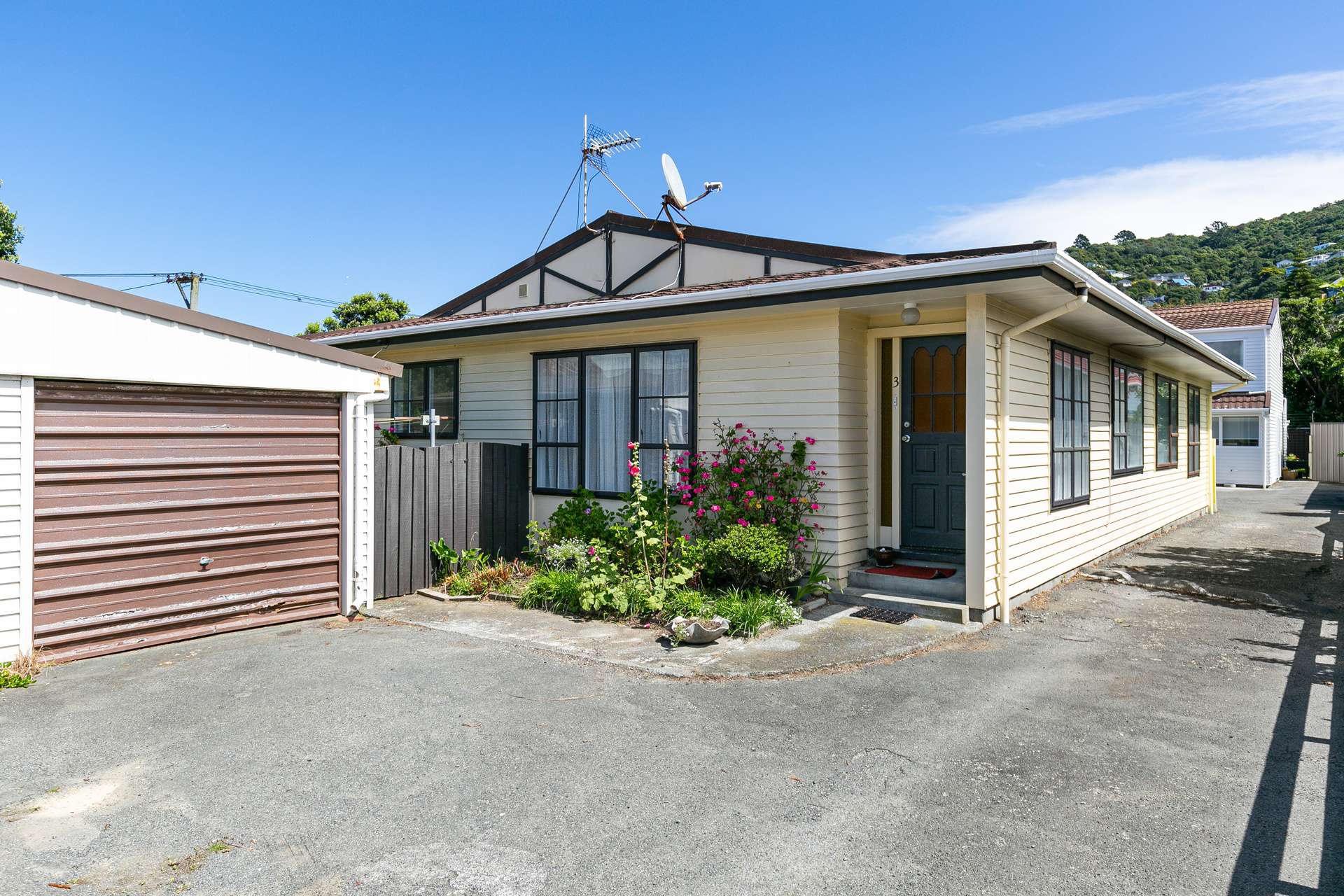 3/200 Onepu Road Lyall Bay_0