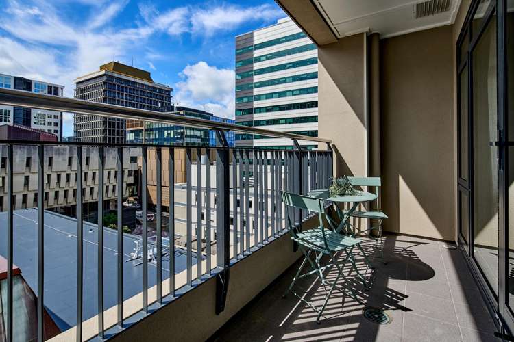 8B/42 Molesworth St Thorndon_16