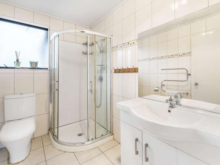 35 Rehia Road Massey_11