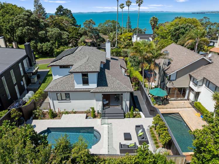 4 Glenoaks Rise Mellons Bay_7