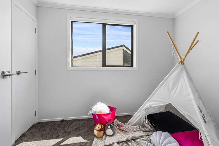 30 Bee Lane Whitby_12