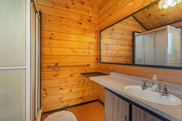 85 Oyster Drive Cooks Beach_9